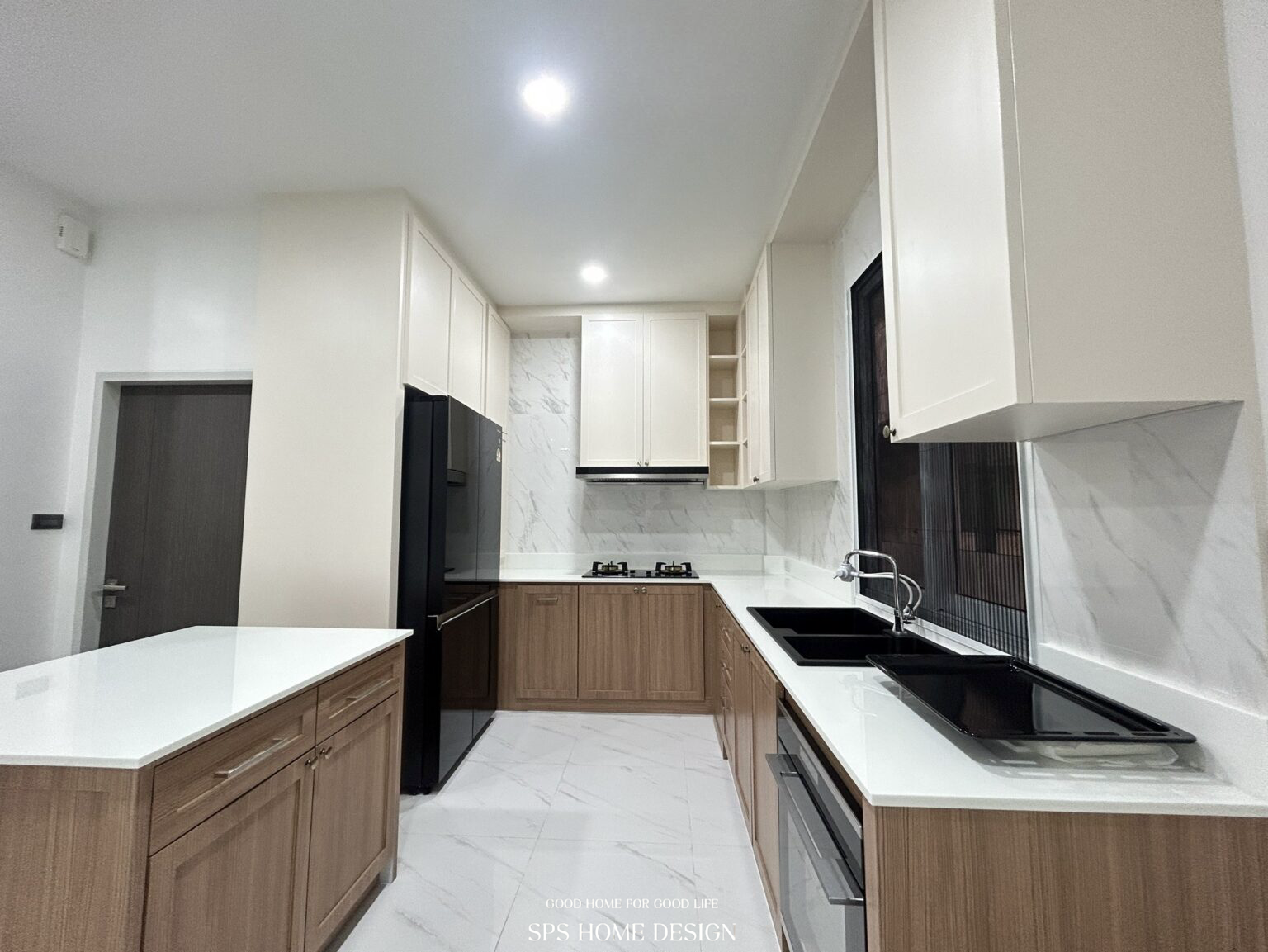 ครัวไม้ hmr